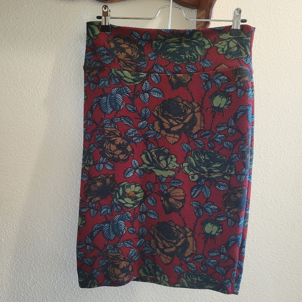 LuLaRoe Small Womens Midi Pencil Skirt Red Roses Floral
